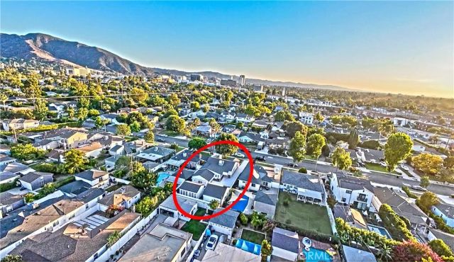 220 S Reese Place, Burbank, CA 91506
