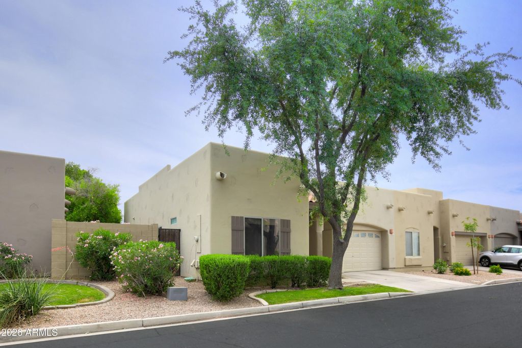 Image 2 of property listing at 440 S VAL VISTA Drive 54, Mesa, AZ 85204