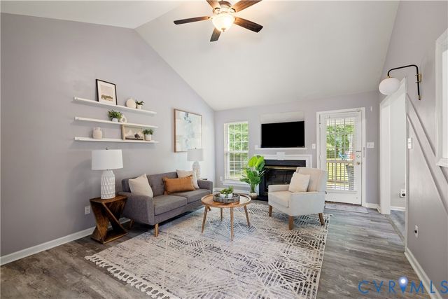 2766 Knobbly Ct, Chester, VA 23831