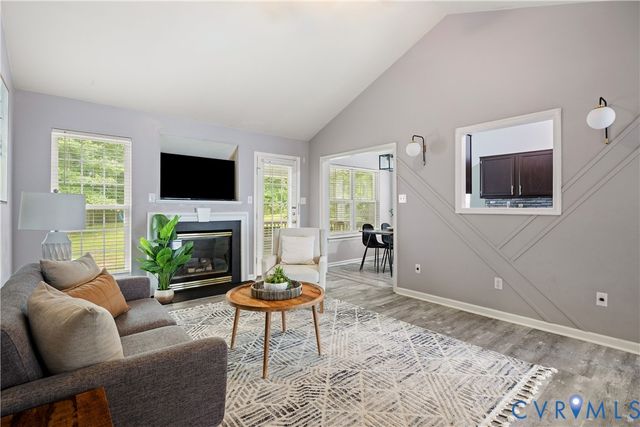 2766 Knobbly Ct, Chester, VA 23831