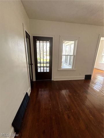 1128 E 168th Street, Cleveland, OH 44110