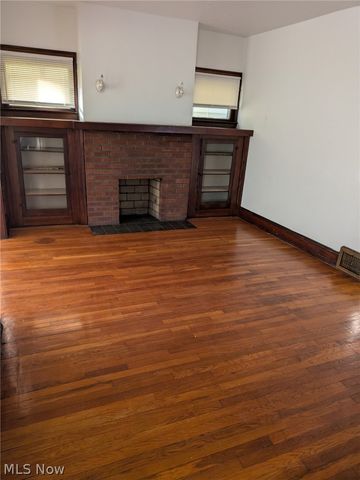 1128 E 168th Street, Cleveland, OH 44110