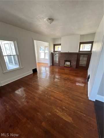 1128 E 168th Street, Cleveland, OH 44110