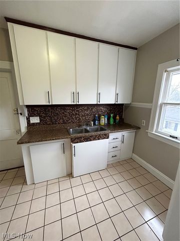 1128 E 168th Street, Cleveland, OH 44110