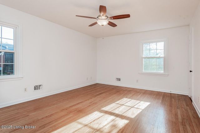 8308 Dinah Way, Louisville, KY 40242