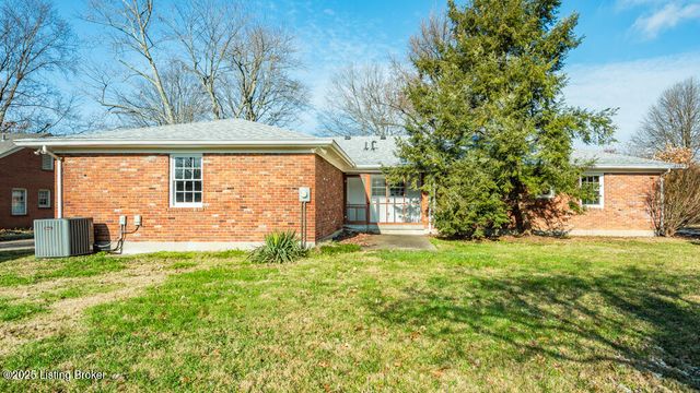 8308 Dinah Way, Louisville, KY 40242