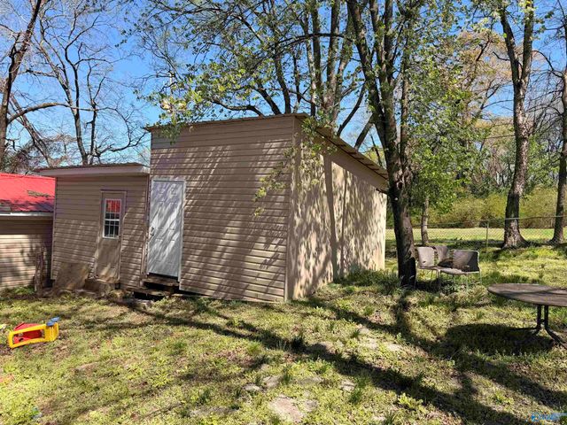 106 W Kyle Place, Gadsden, AL 35904