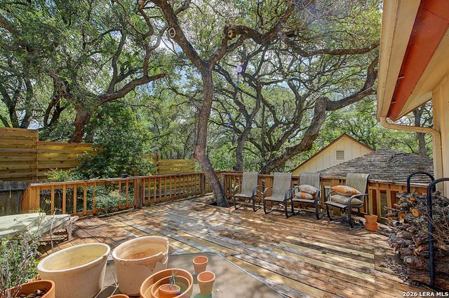25 SHADY GROVE LN, Wimberley, TX 78676
