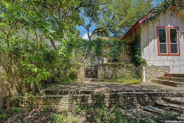 25 SHADY GROVE LN, Wimberley, TX 78676