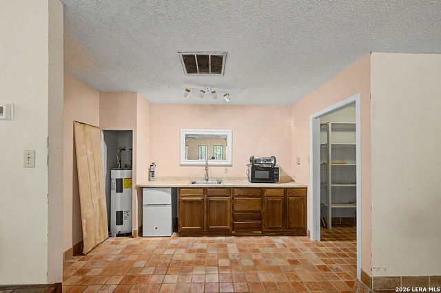 25 SHADY GROVE LN, Wimberley, TX 78676