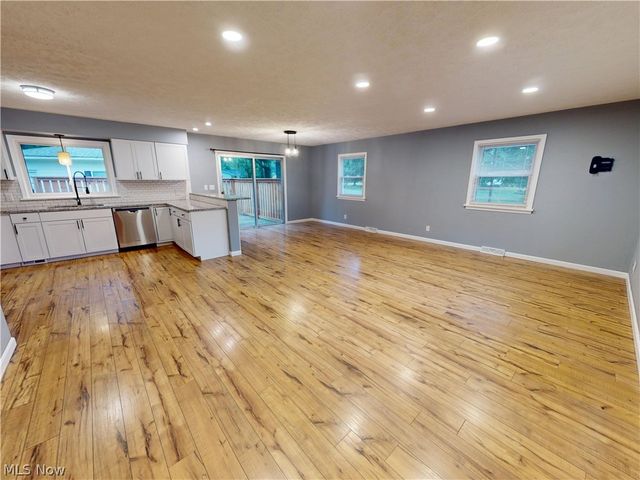 2922 Cliffside Drive, Copley, OH 44321