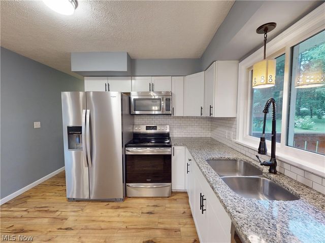 2922 Cliffside Drive, Copley, OH 44321