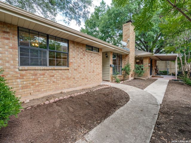 812 ROBERT DERRICK DR, Schertz, TX 78154