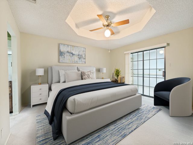 812 ROBERT DERRICK DR, Schertz, TX 78154