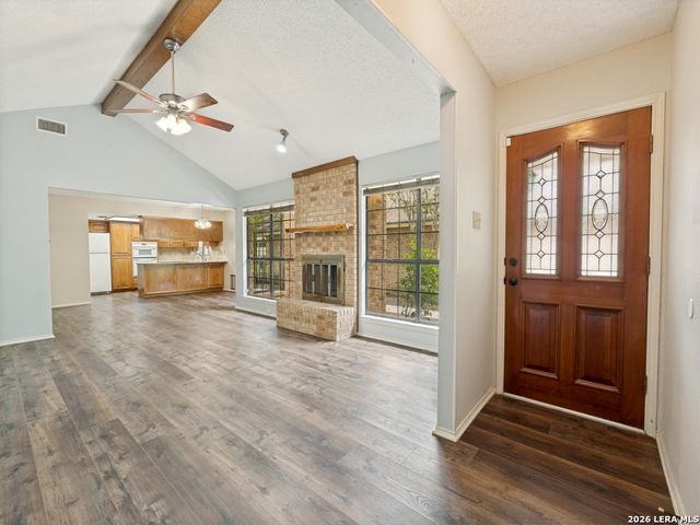 812 ROBERT DERRICK DR, Schertz, TX 78154