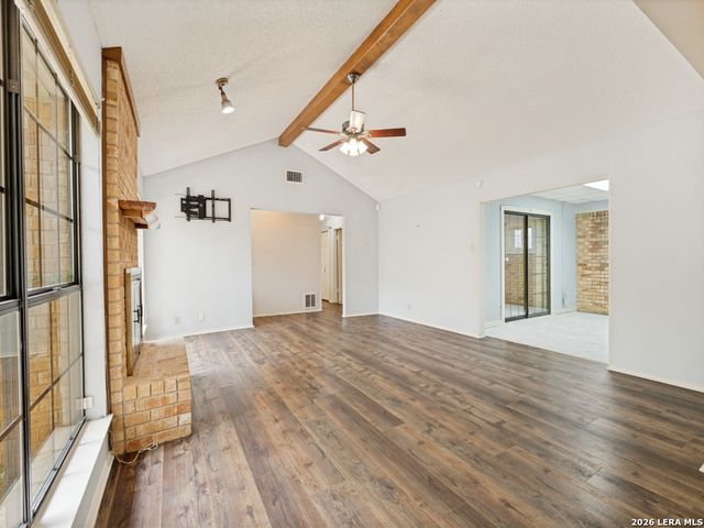 812 ROBERT DERRICK DR, Schertz, TX 78154