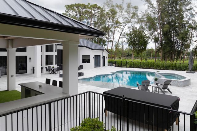 1201 F Road, Loxahatchee Groves, FL 33470