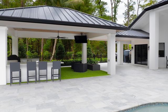 1201 F Road, Loxahatchee Groves, FL 33470