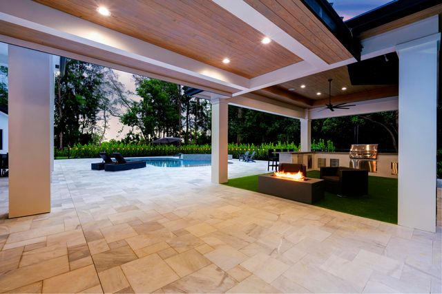 1201 F Road, Loxahatchee Groves, FL 33470