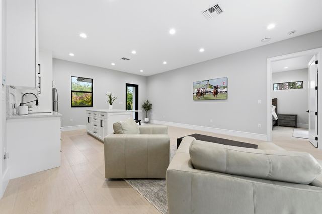 1201 F Road, Loxahatchee Groves, FL 33470