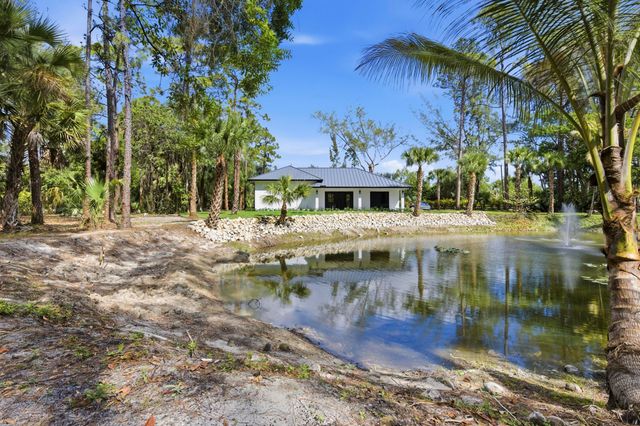 1201 F Road, Loxahatchee Groves, FL 33470