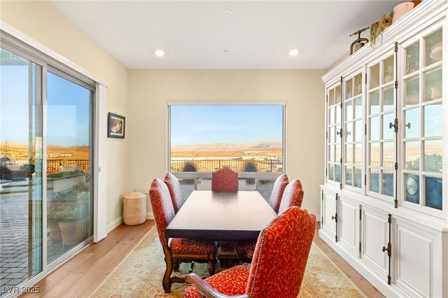 156 Stone Mesa Court, Henderson, NV 89011