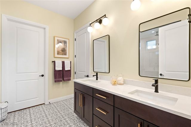 156 Stone Mesa Court, Henderson, NV 89011