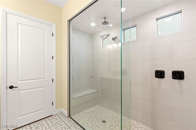 156 Stone Mesa Court, Henderson, NV 89011