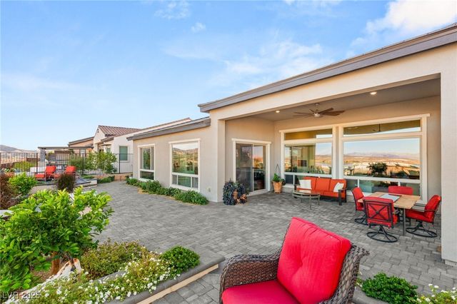 156 Stone Mesa Court, Henderson, NV 89011