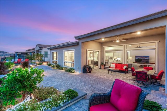 156 Stone Mesa Court, Henderson, NV 89011