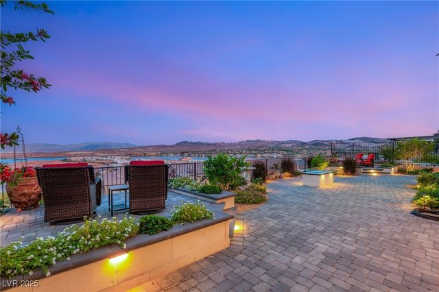 156 Stone Mesa Court, Henderson, NV 89011