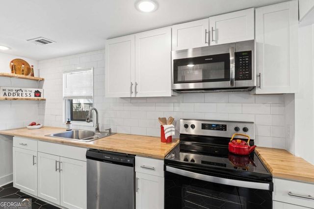 730 E 38Th Street, Savannah, GA 31401