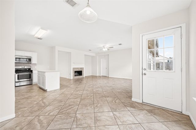 2806 Powell Springs Court, Missouri City, TX 77459