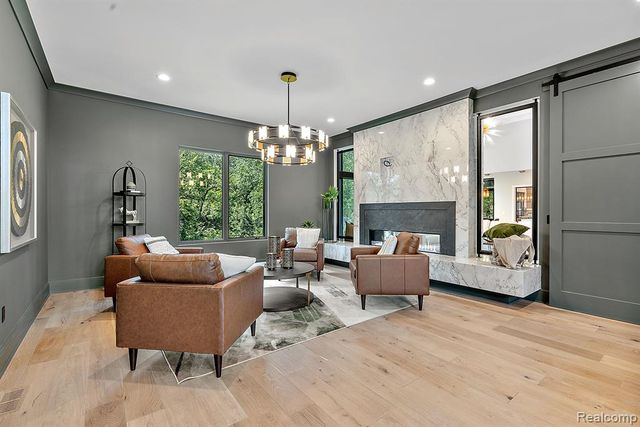 4995 Saddleridge Trail, Ann Arbor, MI 48105