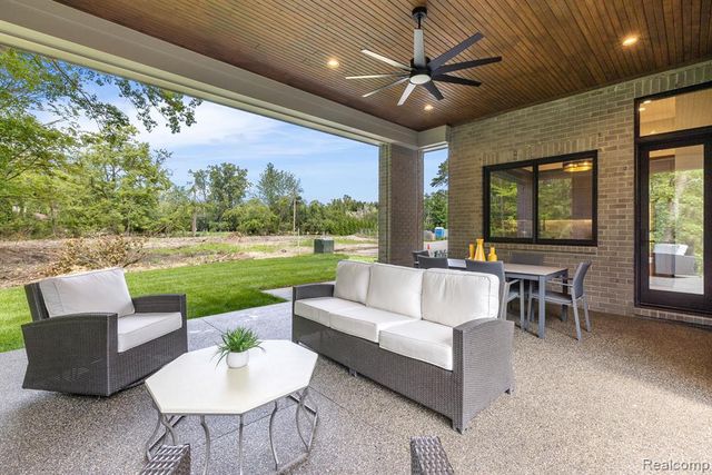 4995 Saddleridge Trail, Ann Arbor, MI 48105