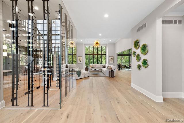 4995 Saddleridge Trail, Ann Arbor, MI 48105