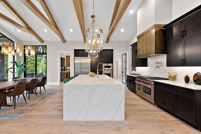 4995 Saddleridge Trail, Ann Arbor, MI 48105