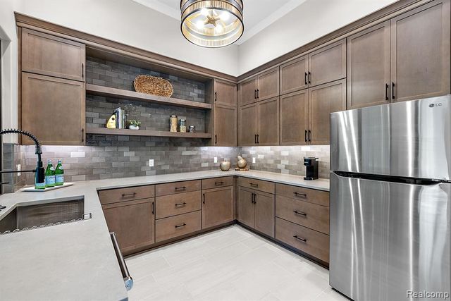 4995 Saddleridge Trail, Ann Arbor, MI 48105