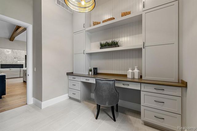 4995 Saddleridge Trail, Ann Arbor, MI 48105