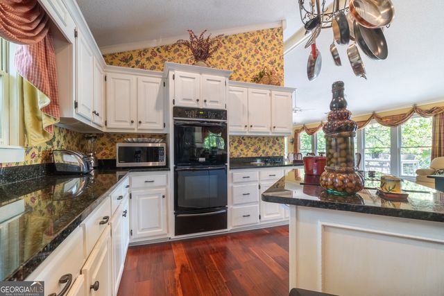 1280 Bahn Innsbruck, Helen, GA 30545