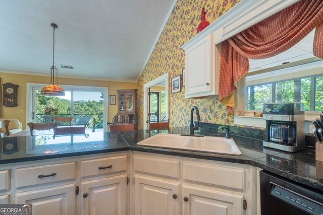 1280 Bahn Innsbruck, Helen, GA 30545