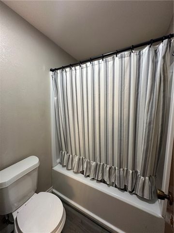 2429 Woodway Dr, Corpus Christi, TX 78414