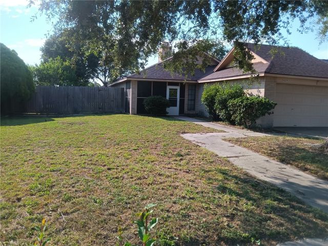 2429 Woodway Dr, Corpus Christi, TX 78414
