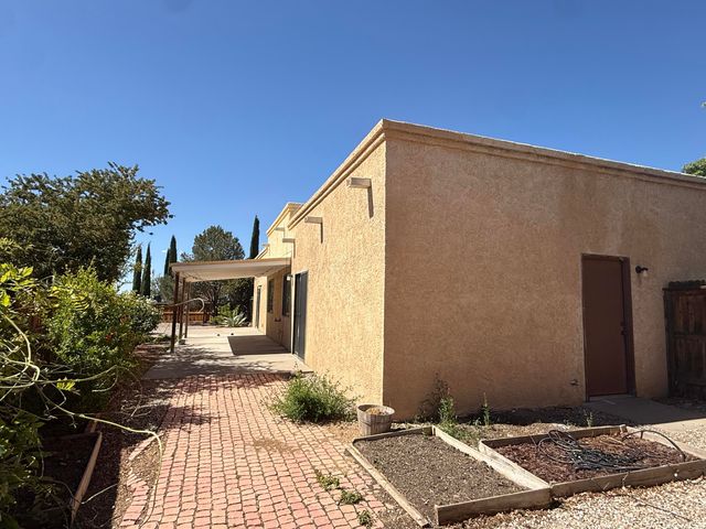 7200 Whippoorwill Lane NE, Albuquerque, NM 87109