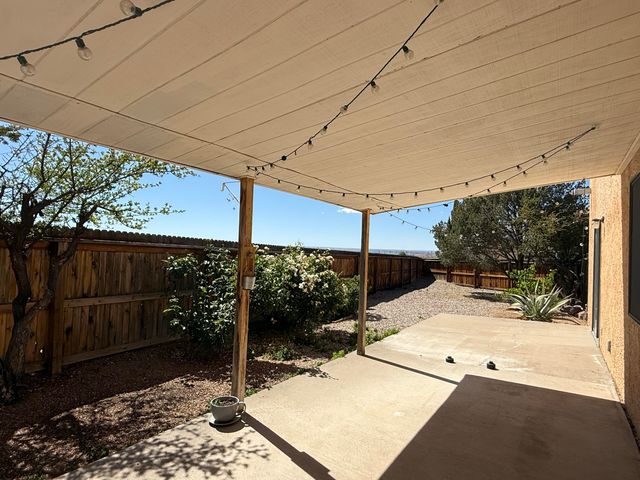 7200 Whippoorwill Lane NE, Albuquerque, NM 87109