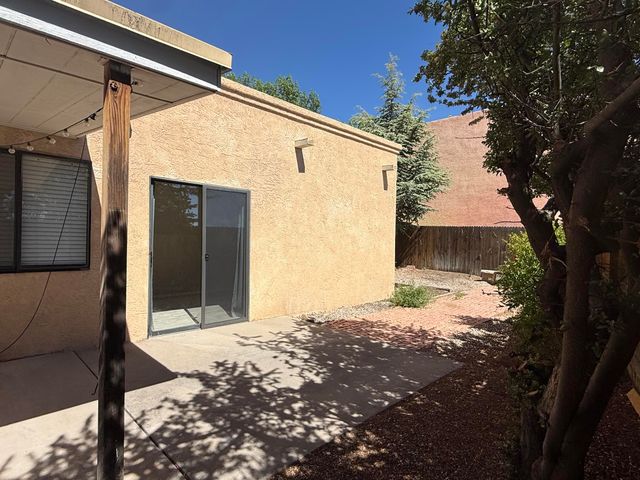 7200 Whippoorwill Lane NE, Albuquerque, NM 87109