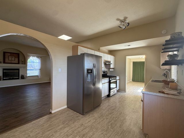 7200 Whippoorwill Lane NE, Albuquerque, NM 87109