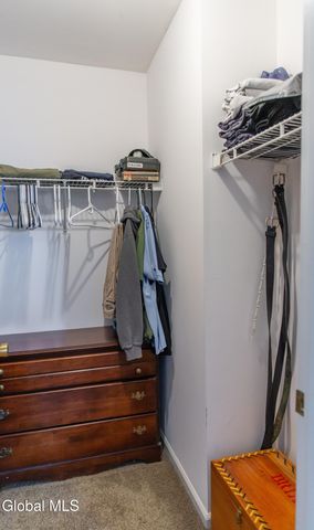 307 Debbie Drive, Rotterdam, NY 12306