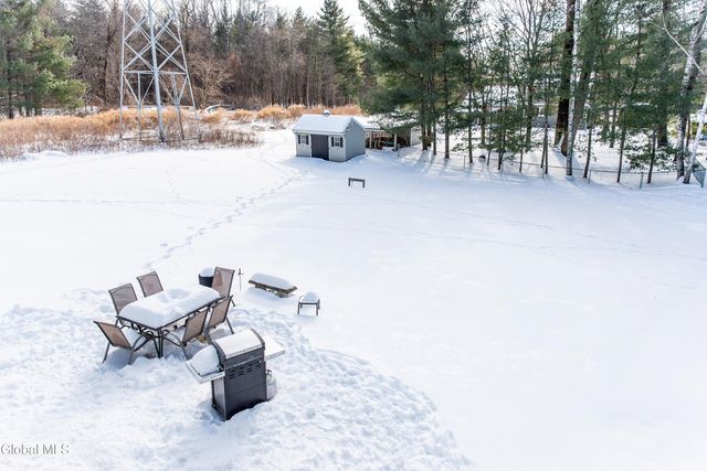 307 Debbie Drive, Rotterdam, NY 12306