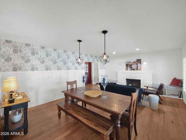 223 W AUGUSTA Avenue, Phoenix, AZ 85021